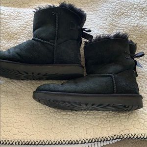 Mini bailey bow UGSs